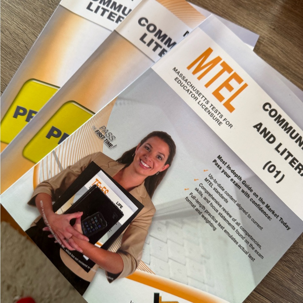 MTEL Communication and Literacy Test Prep Books